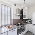 Mazzini By Whale Homes Apartment Sirmione