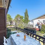 Mazzini By Whale Homes Apartment Sirmione