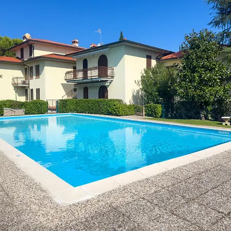 Mazzini By Whale Homes Sirmione